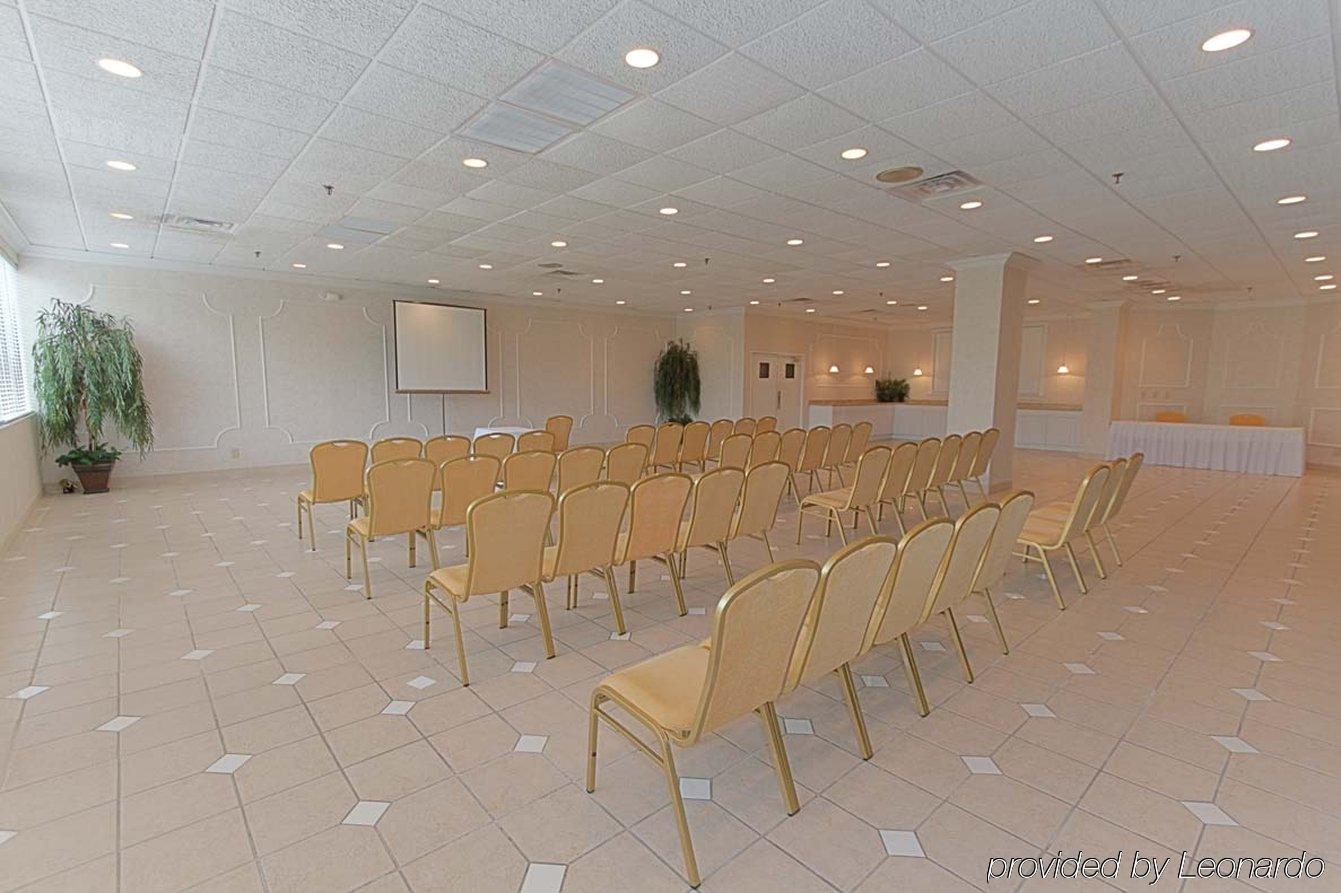Doubletree By Hilton Clarksville Riverview Negócio foto